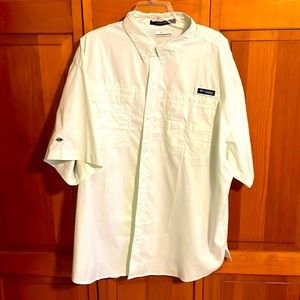 Colombia PFG Light Green Button Down Collared Shirt